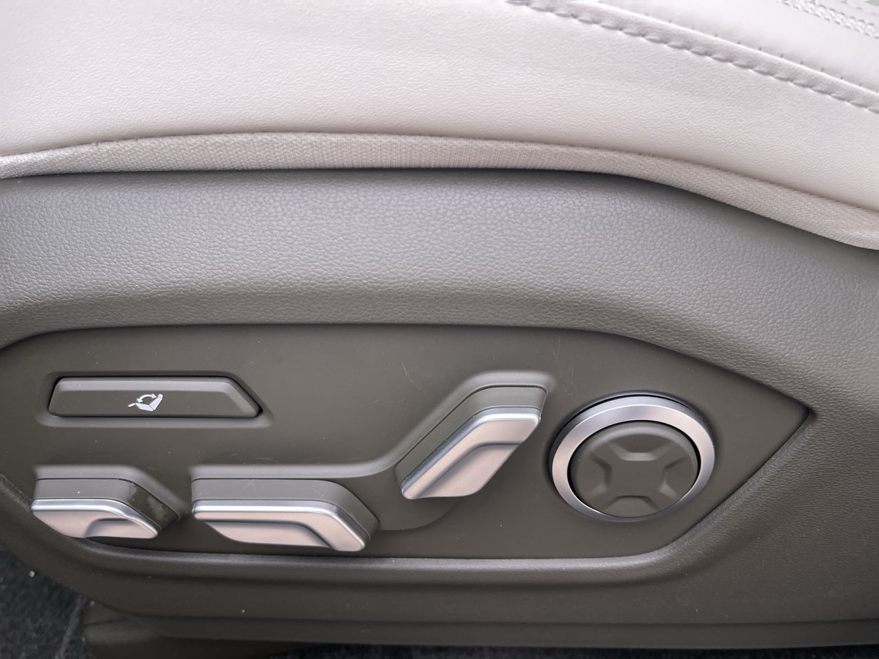 2026 Hyundai Santa Fe Hybrid