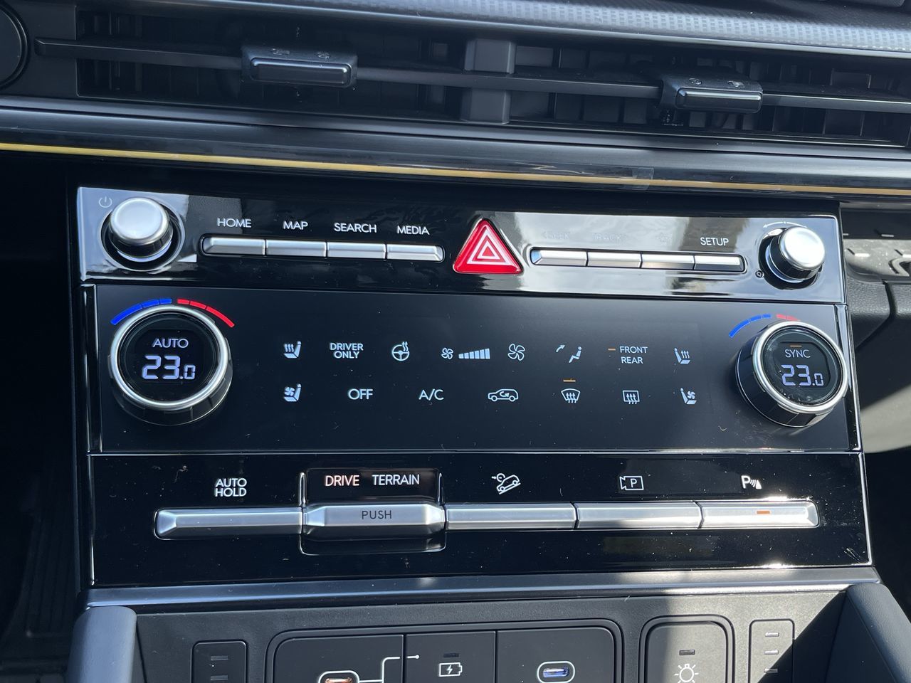 2026 Hyundai Santa Fe Hybrid