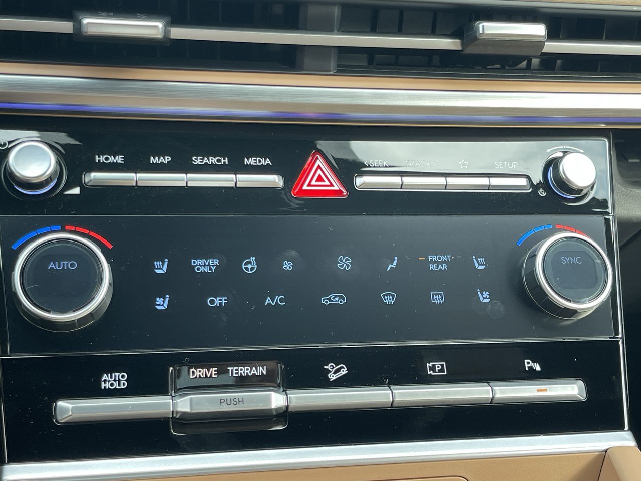 2026 Hyundai Santa Fe Hybrid