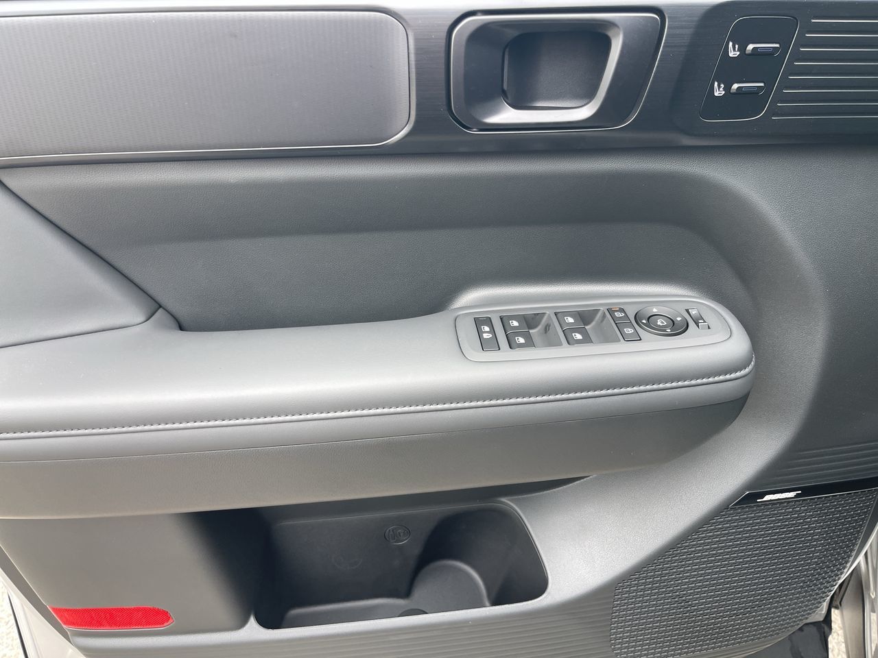 2026 Hyundai Santa Fe Hybrid in Calgary, Alberta