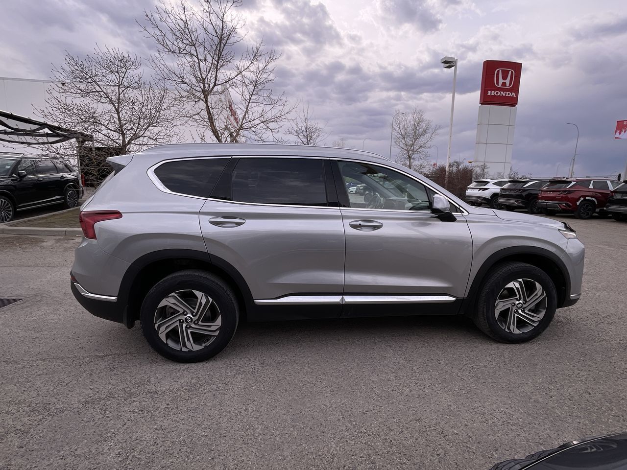 Hyundai Santa Fe  2023 à Calgary, Alberta