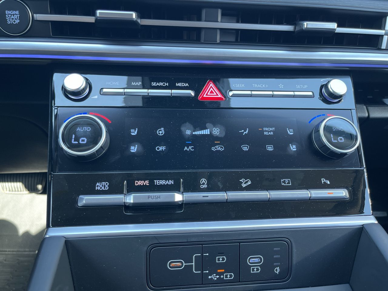 2025 Hyundai Santa Fe in Calgary, Alberta
