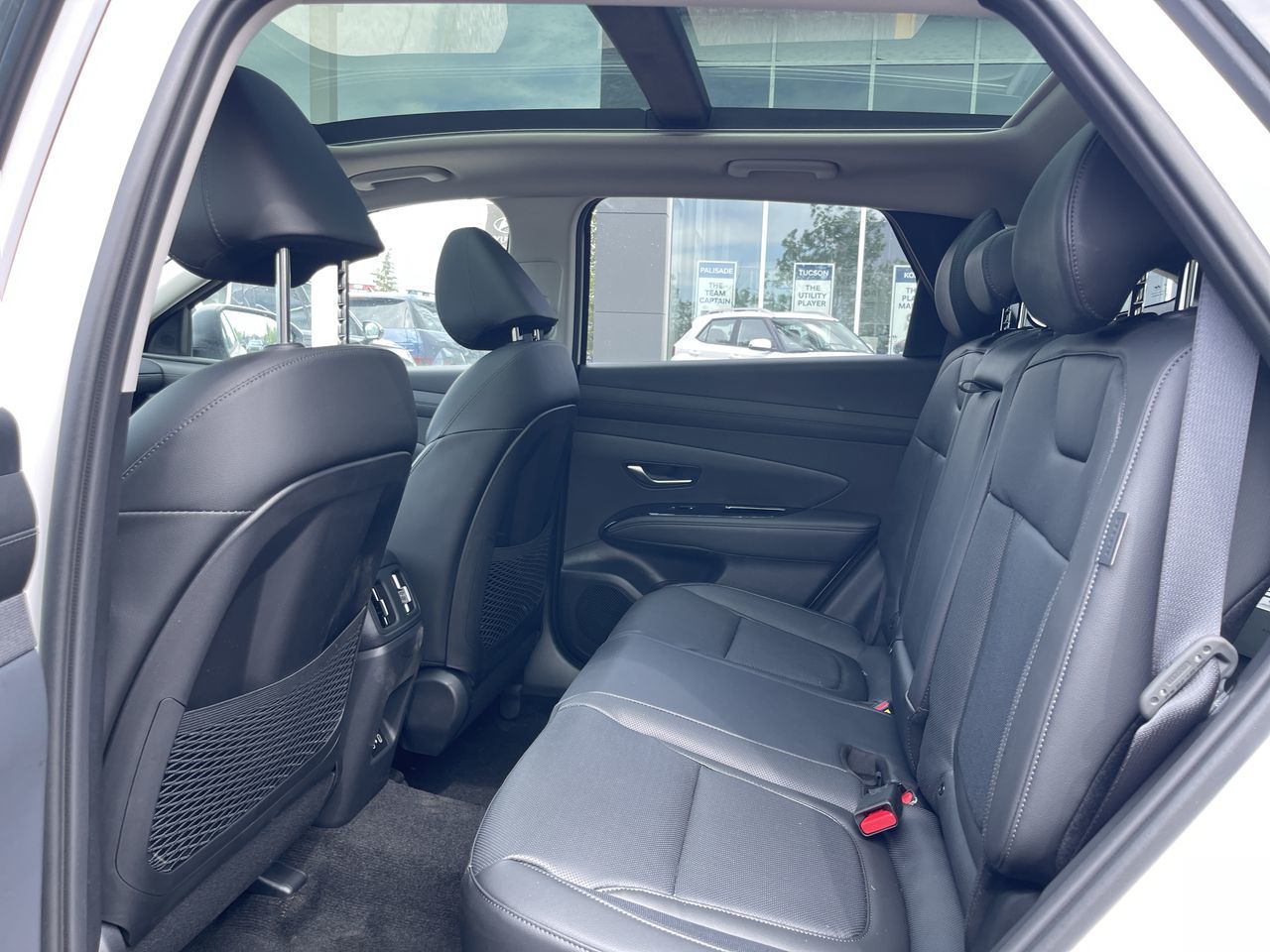 2025 Hyundai Tucson Hybrid in Calgary, Alberta