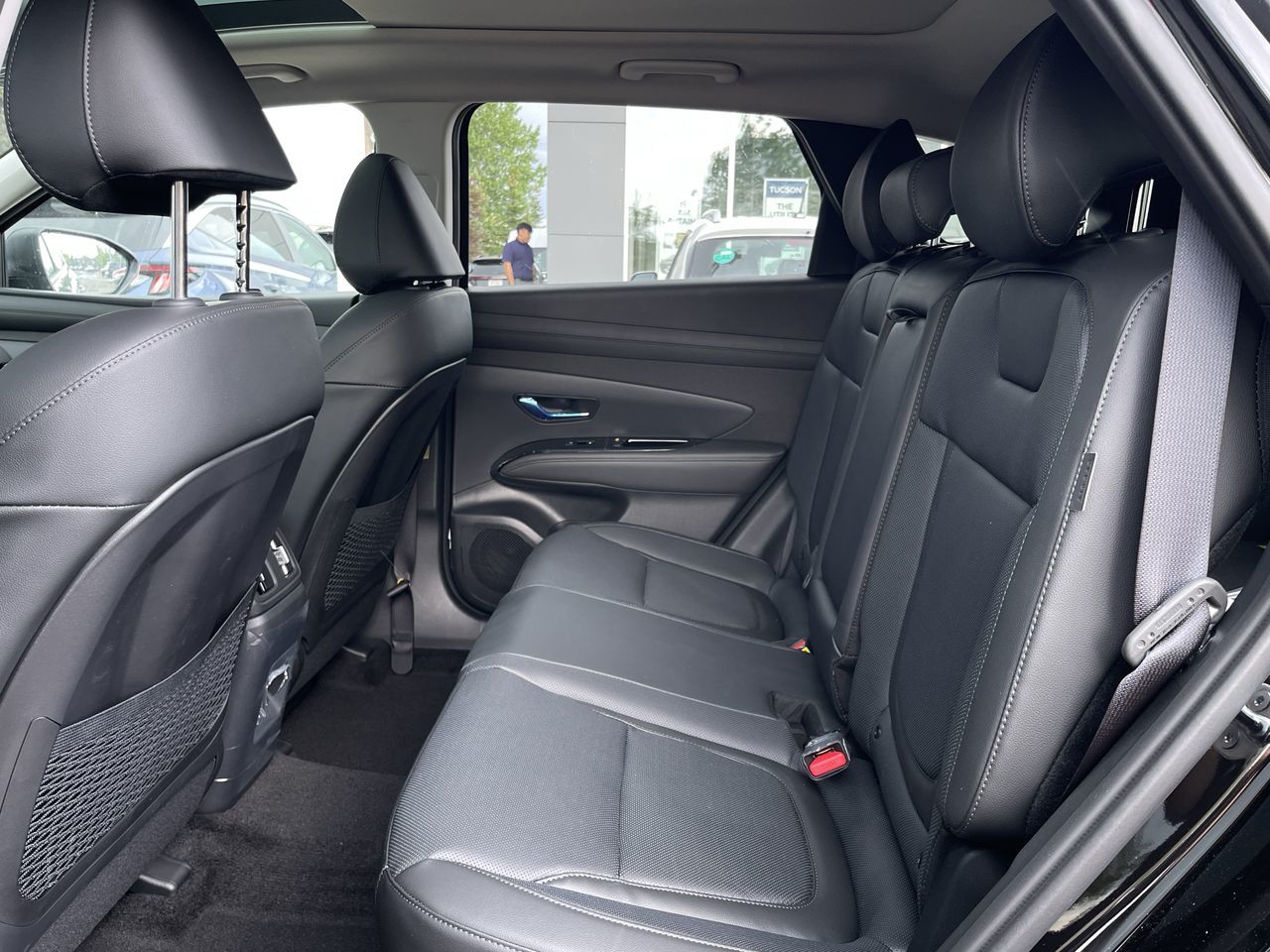 2025 Hyundai Tucson Hybrid in Calgary, Alberta