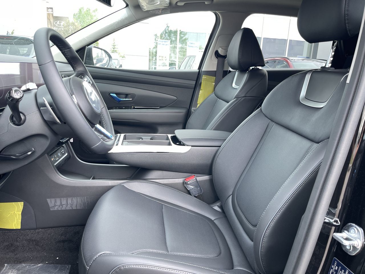 2025 Hyundai Tucson Hybrid in Calgary, Alberta