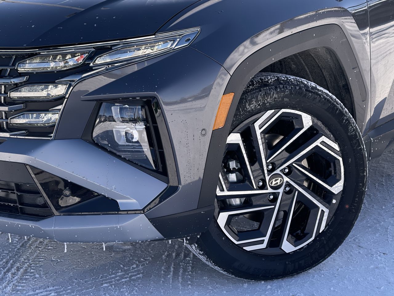2025 Hyundai Tucson Hybrid in Calgary, Alberta