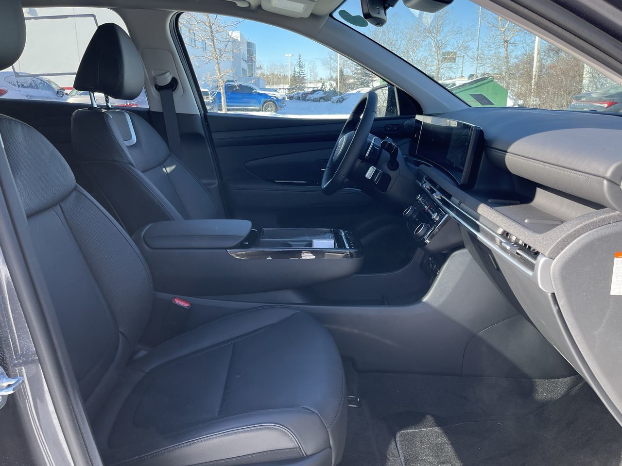 2025 Hyundai Tucson Hybrid in Calgary, Alberta