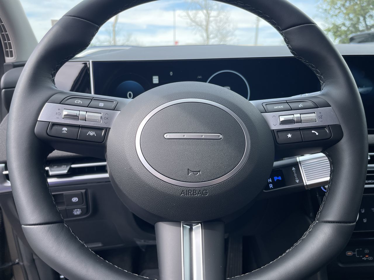 2025 Hyundai Tucson Hybrid in Calgary, Alberta