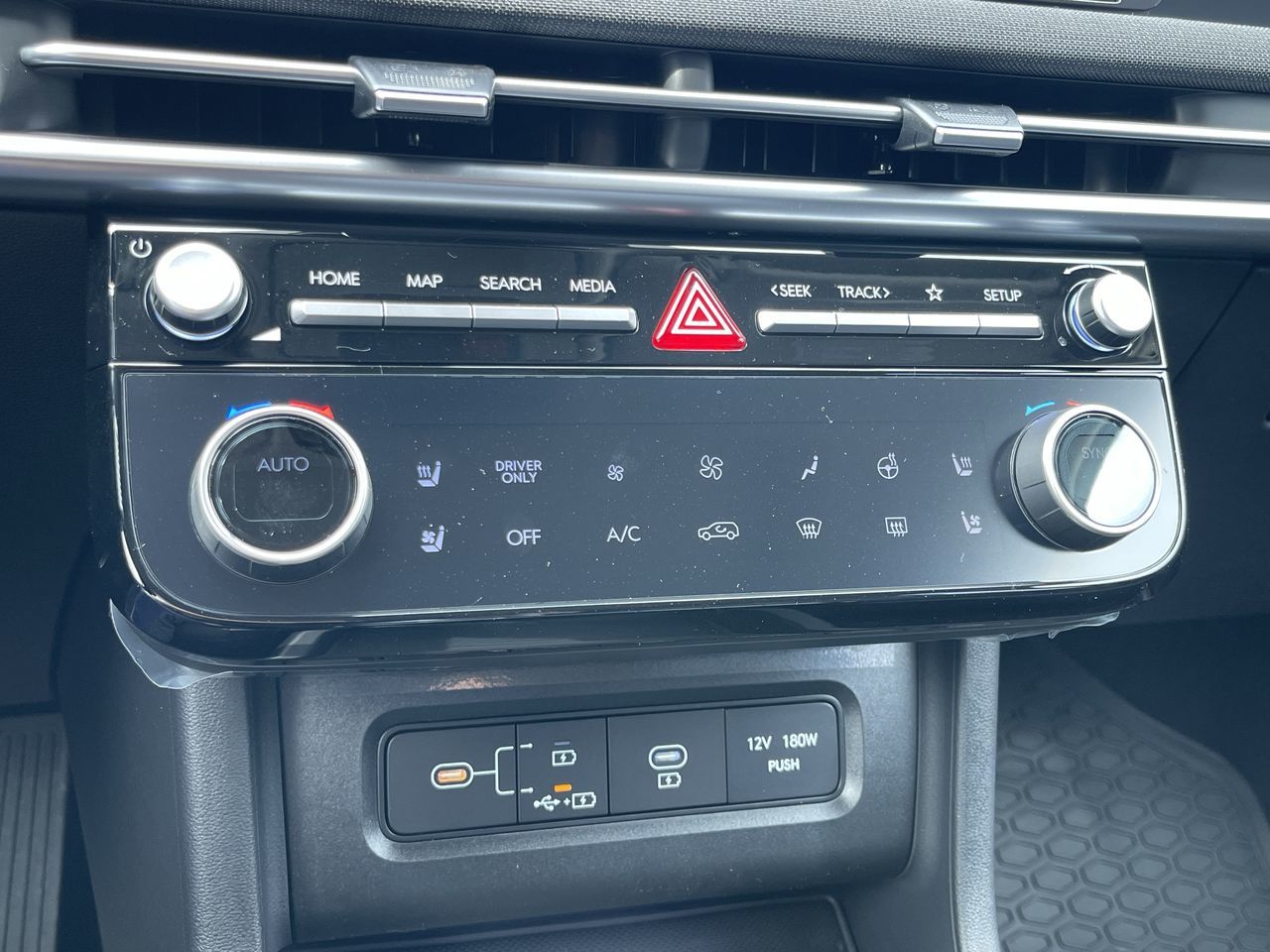2025 Hyundai Tucson Hybrid in Calgary, Alberta
