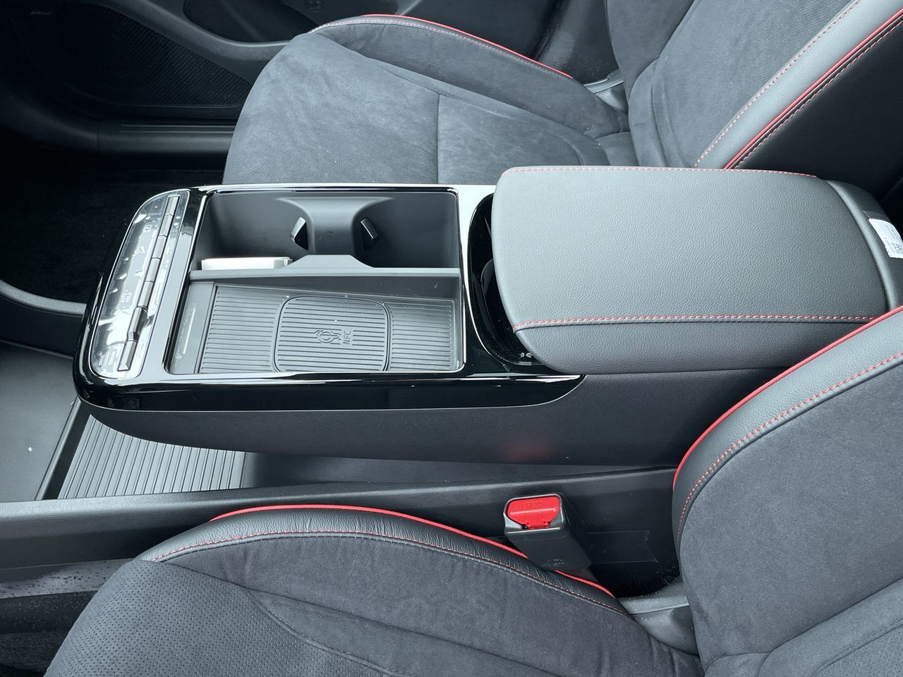 2025 Hyundai Tucson Hybrid