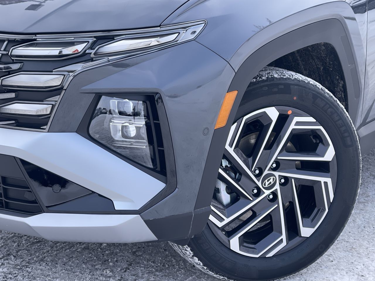2026 Hyundai Tucson Hybrid in Calgary, Alberta