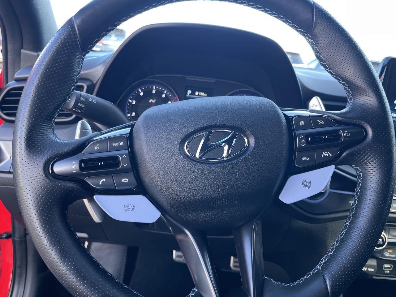 Hyundai Veloster  2021 à Calgary, Alberta