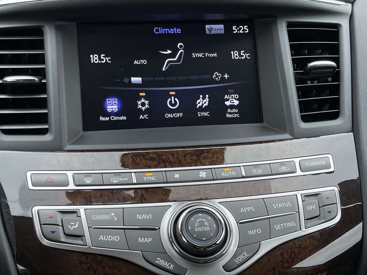 INFINITI Gallery Used 2019 Infiniti QX60 AWD PURE, 7 Passenger, DVD