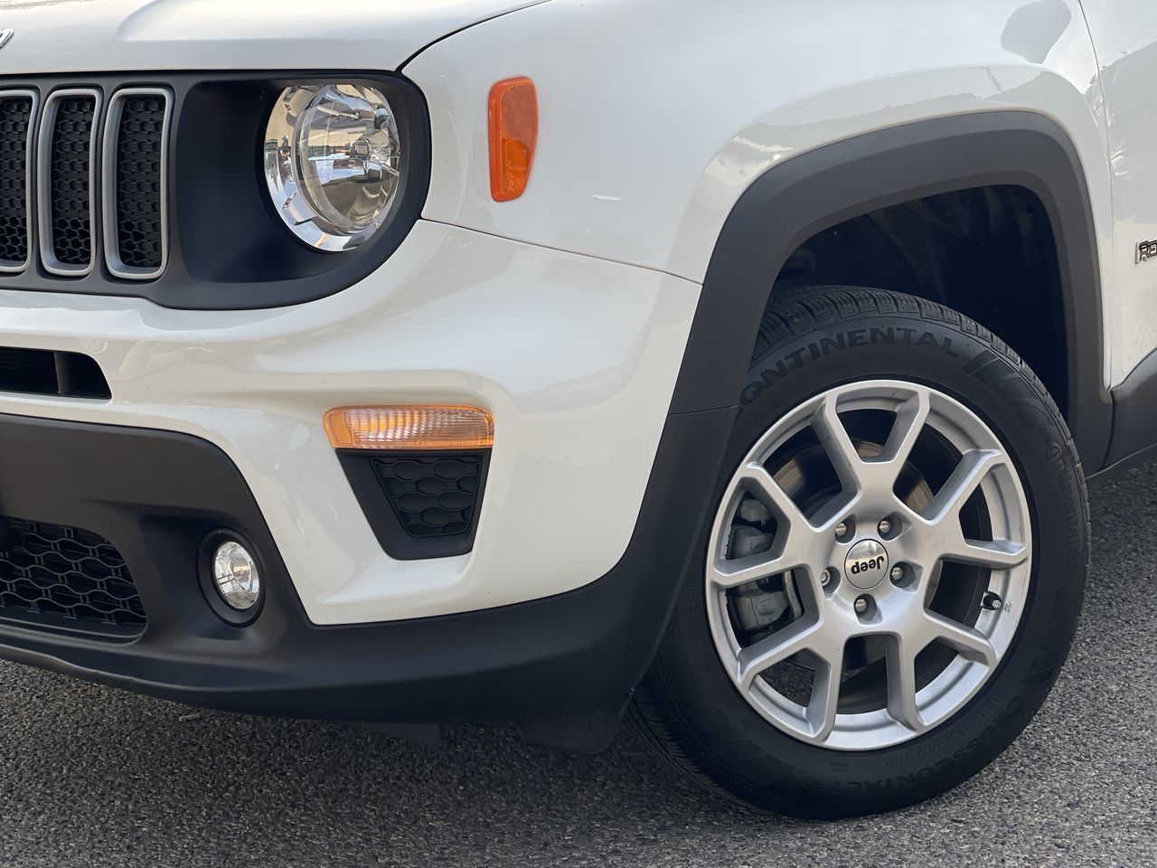 2023 Jeep Renegade 4x4 in Calgary, Alberta