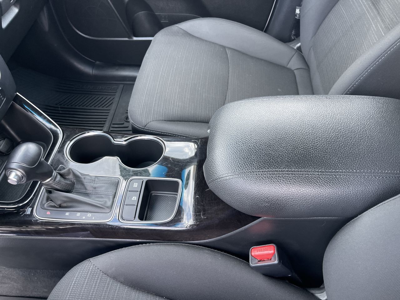2015 Kia Sorento in Calgary, Alberta