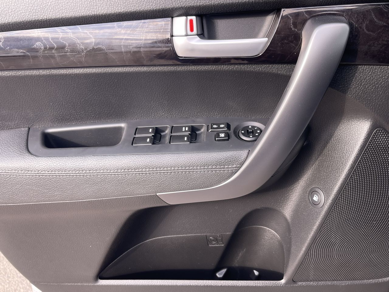 2015 Kia Sorento in Calgary, Alberta