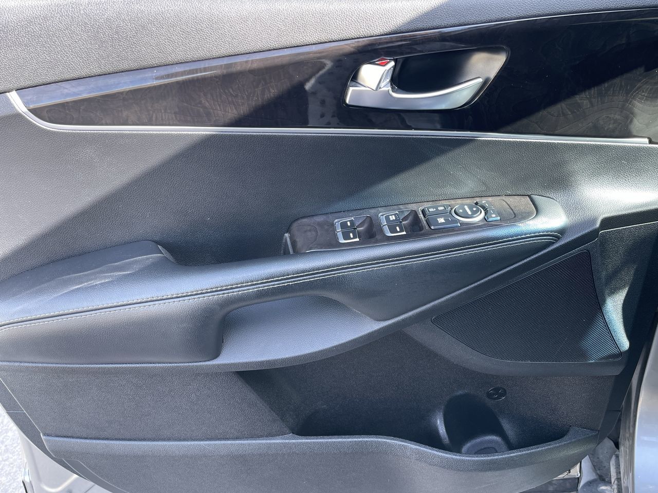 2017 Kia Sorento in Calgary, Alberta