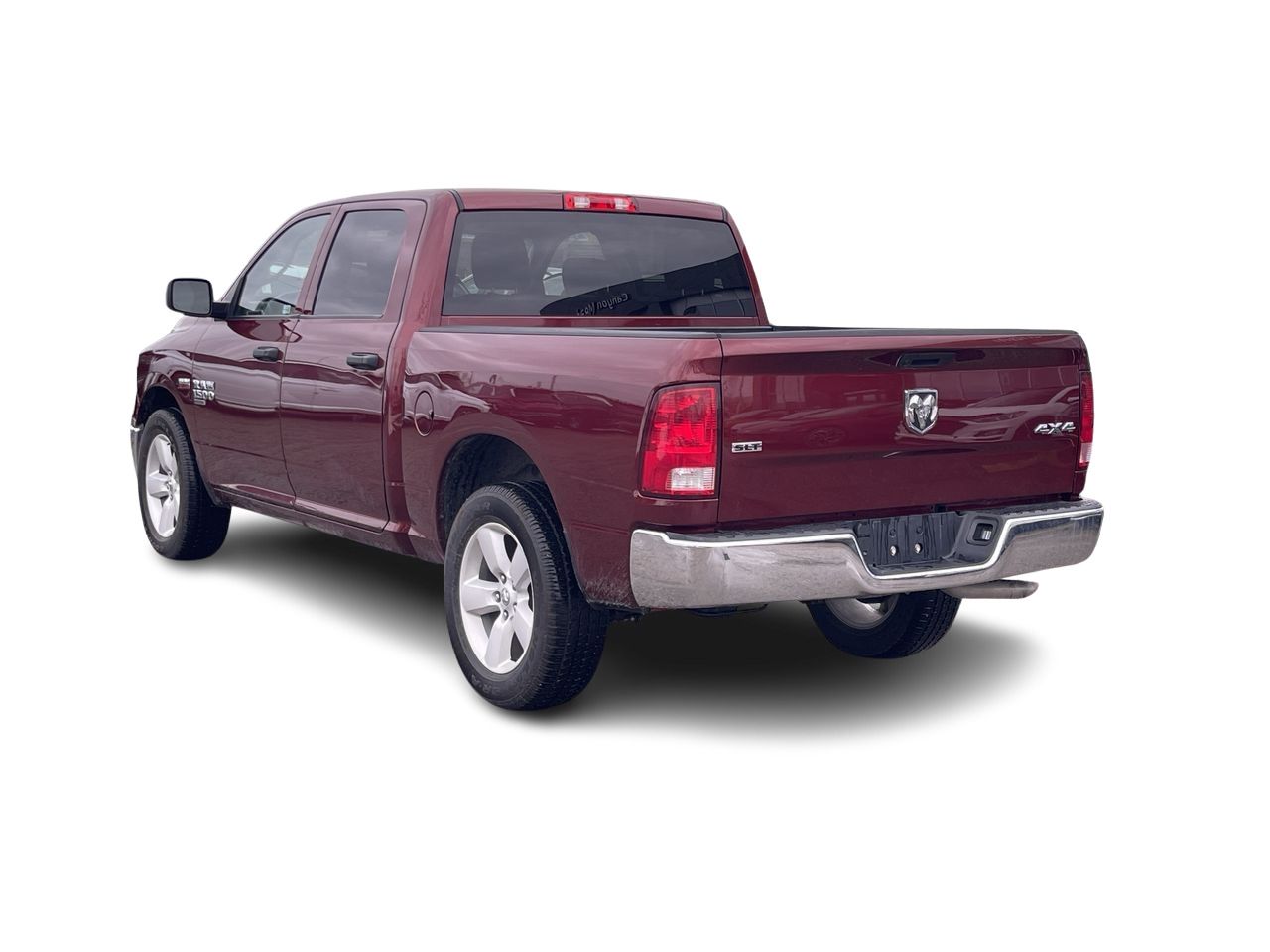 Ram RAM 1500 Classic Crew Cab 4x4 (DS)  2023 à Calgary, Alberta