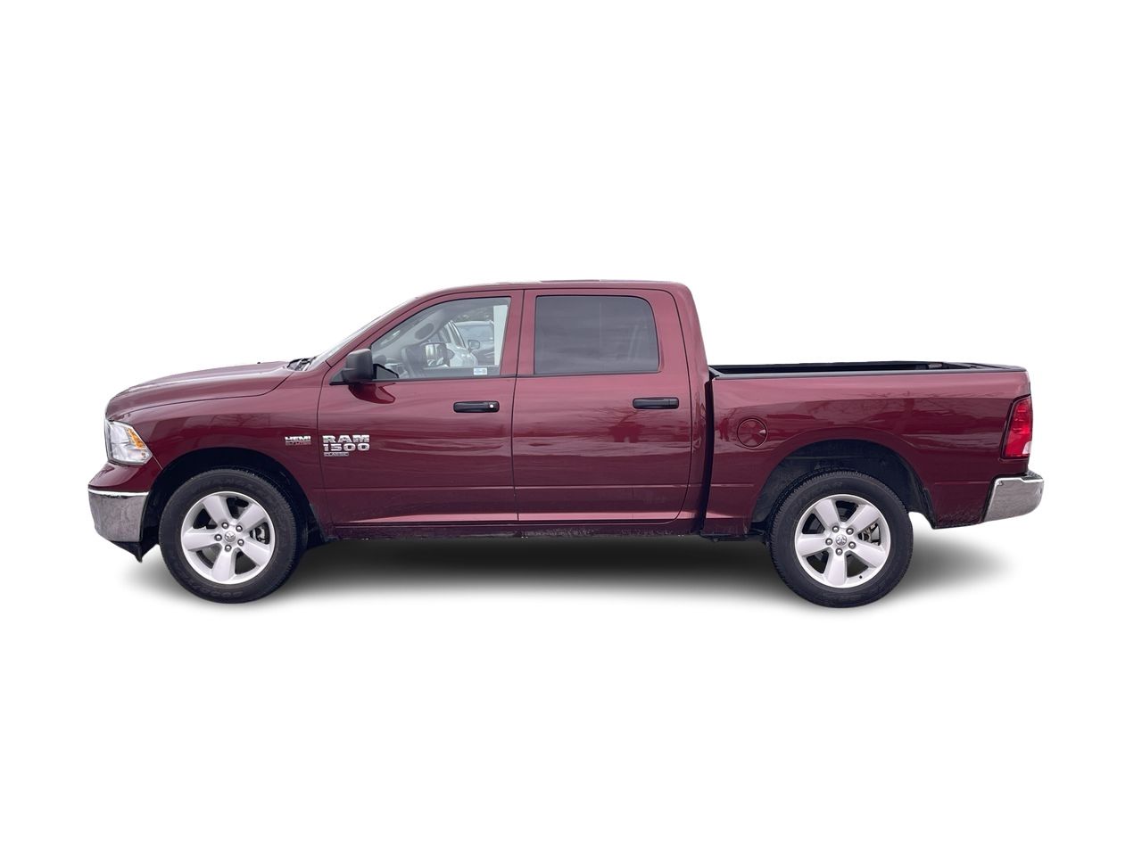 Ram RAM 1500 Classic Crew Cab 4x4 (DS)  2023 à Calgary, Alberta
