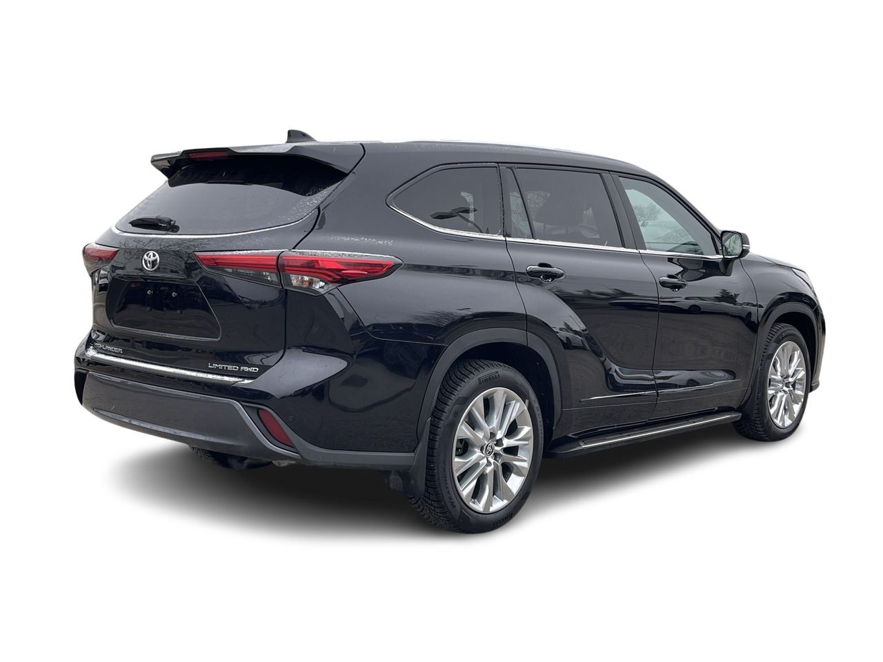 2022 Toyota Highlander in Calgary, Alberta