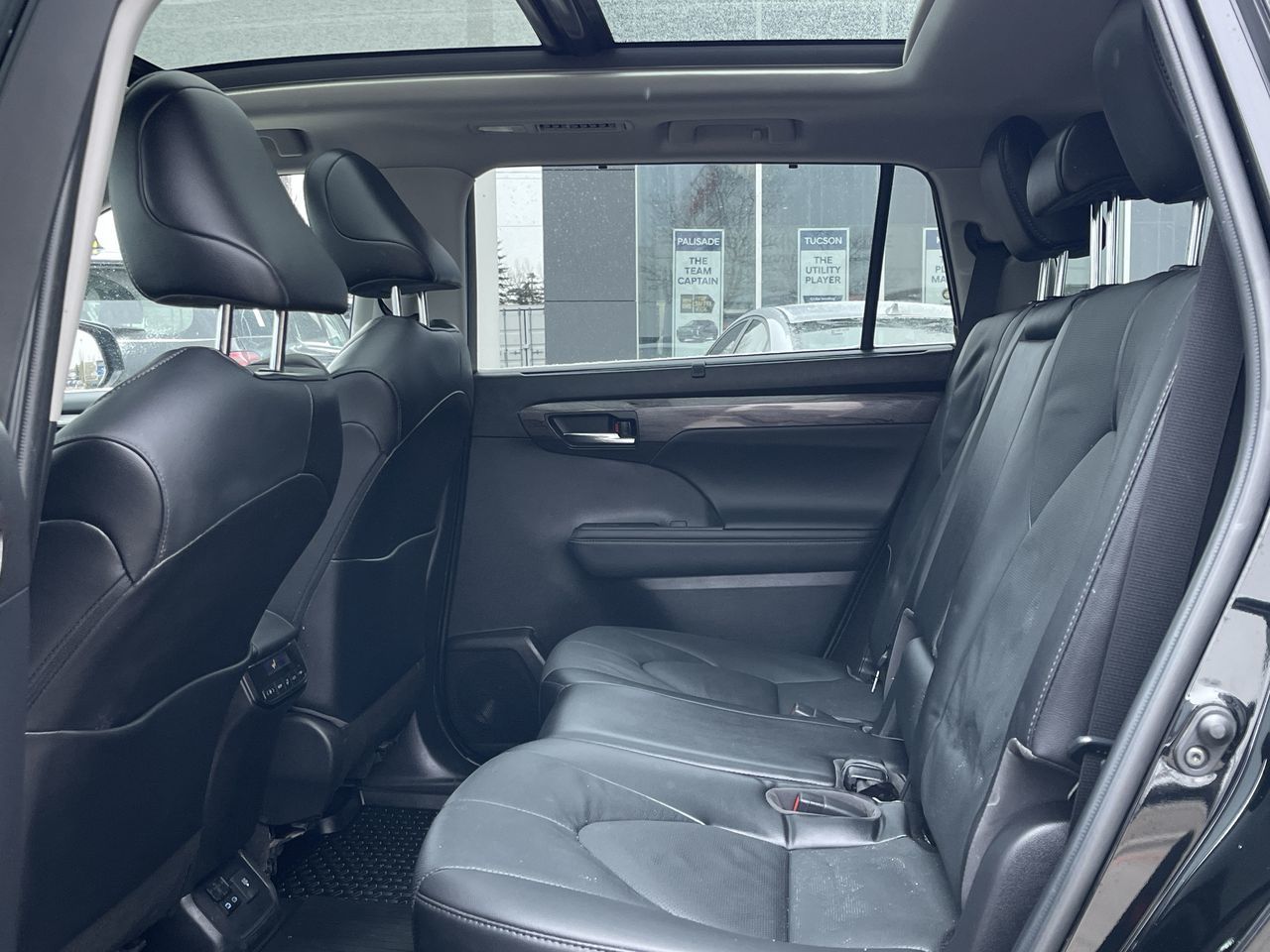 2022 Toyota Highlander in Calgary, Alberta