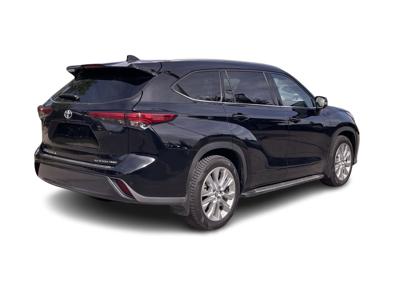 2022 Toyota Highlander in Calgary, Alberta