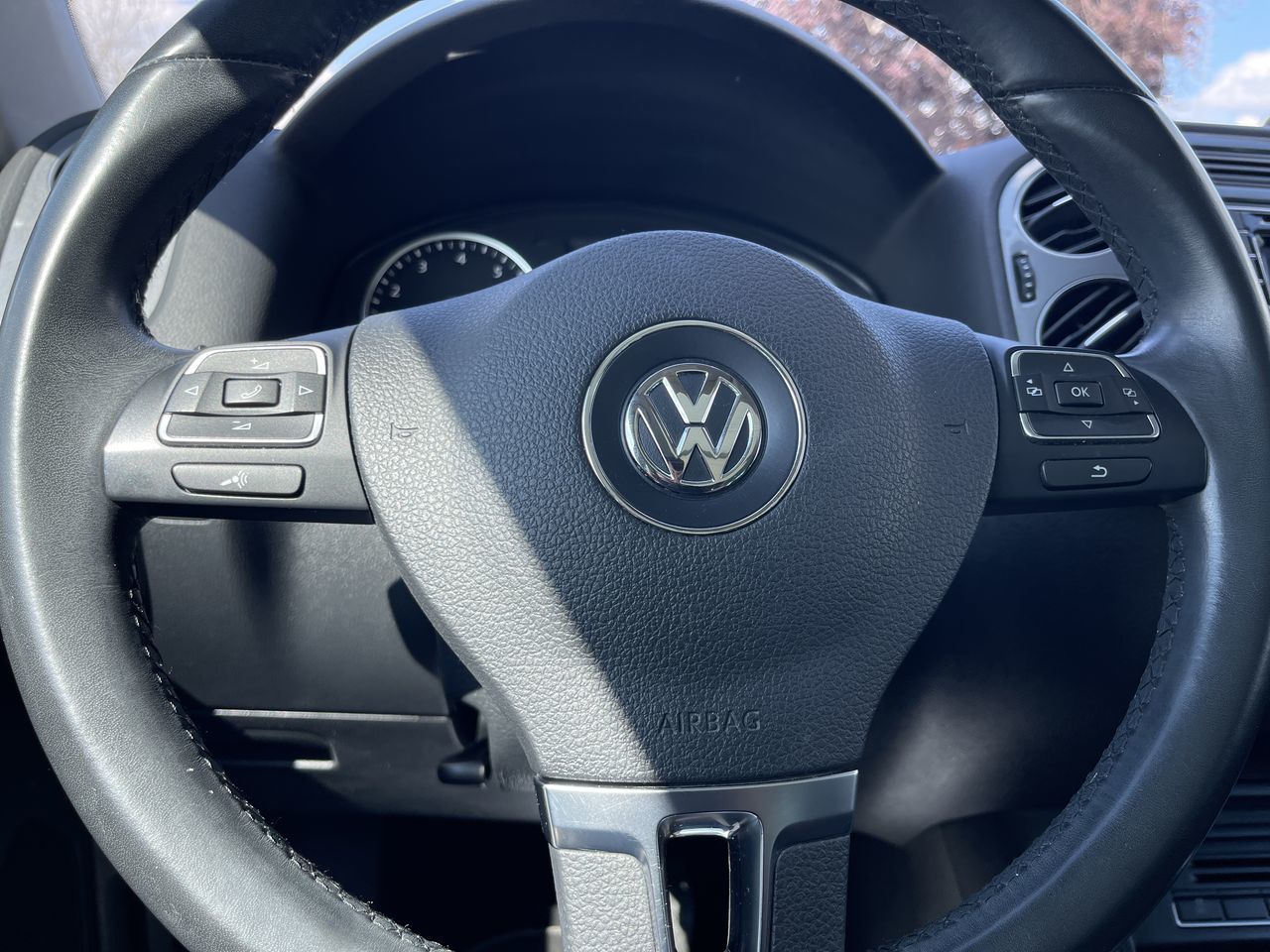 Volkswagen Tiguan  2016 à Calgary, Alberta