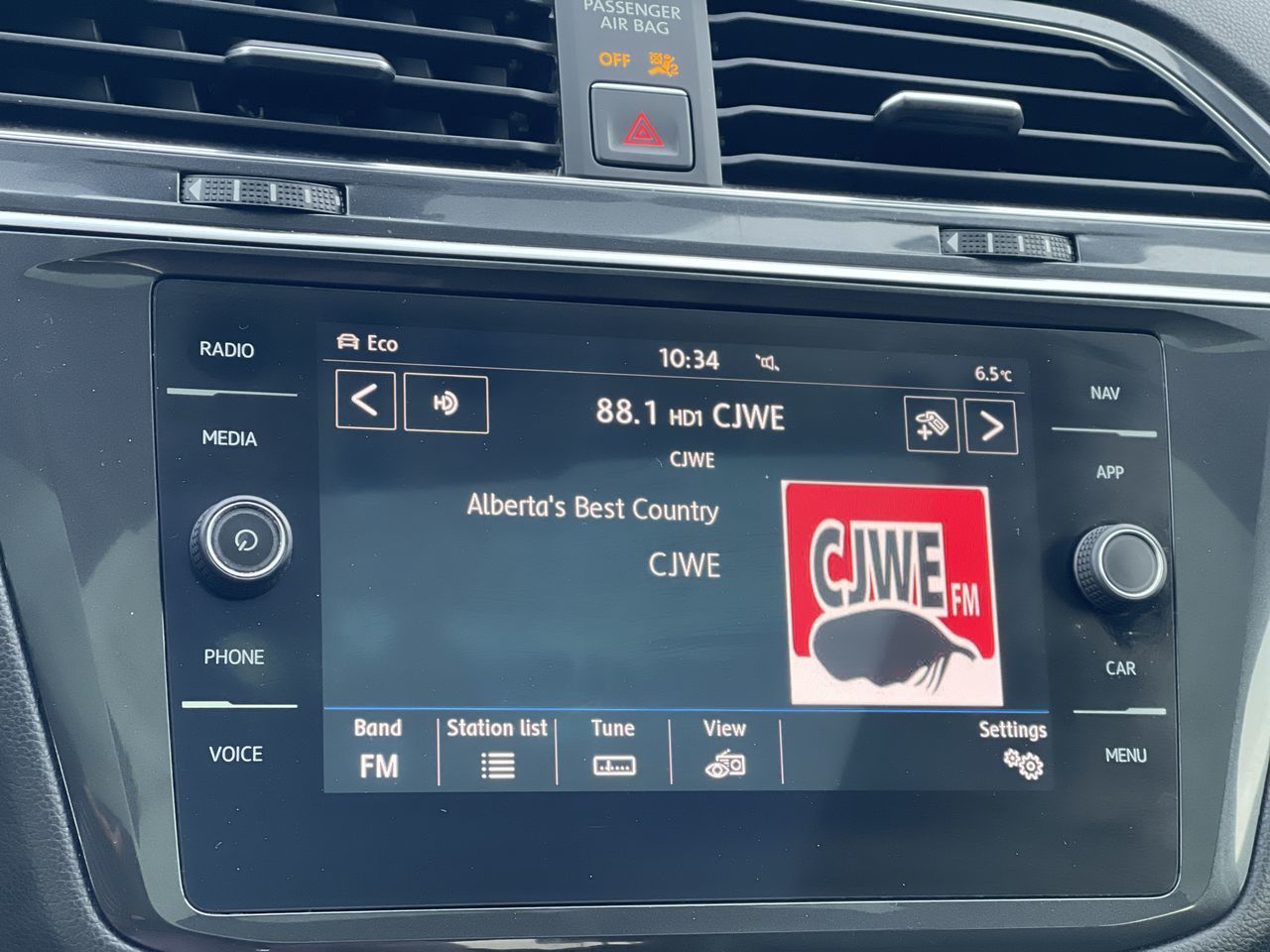 2018 Volkswagen Tiguan in Calgary, Alberta