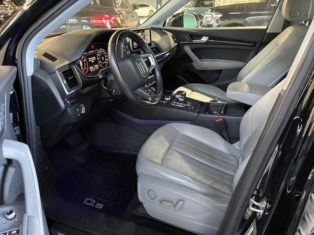 Photo 2019 Audi Q5 2.0T Technik *FRESH ARRIVAL* #3