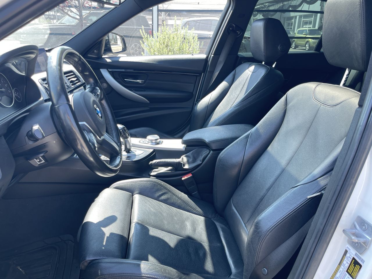 2018 BMW 330i