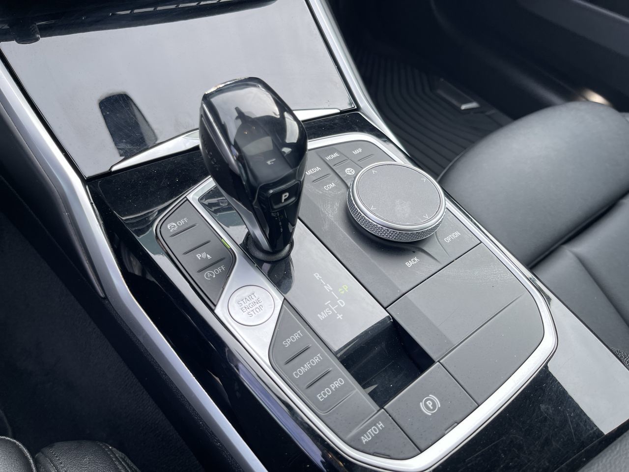 BMW 330i  2020 à Calgary, Alberta