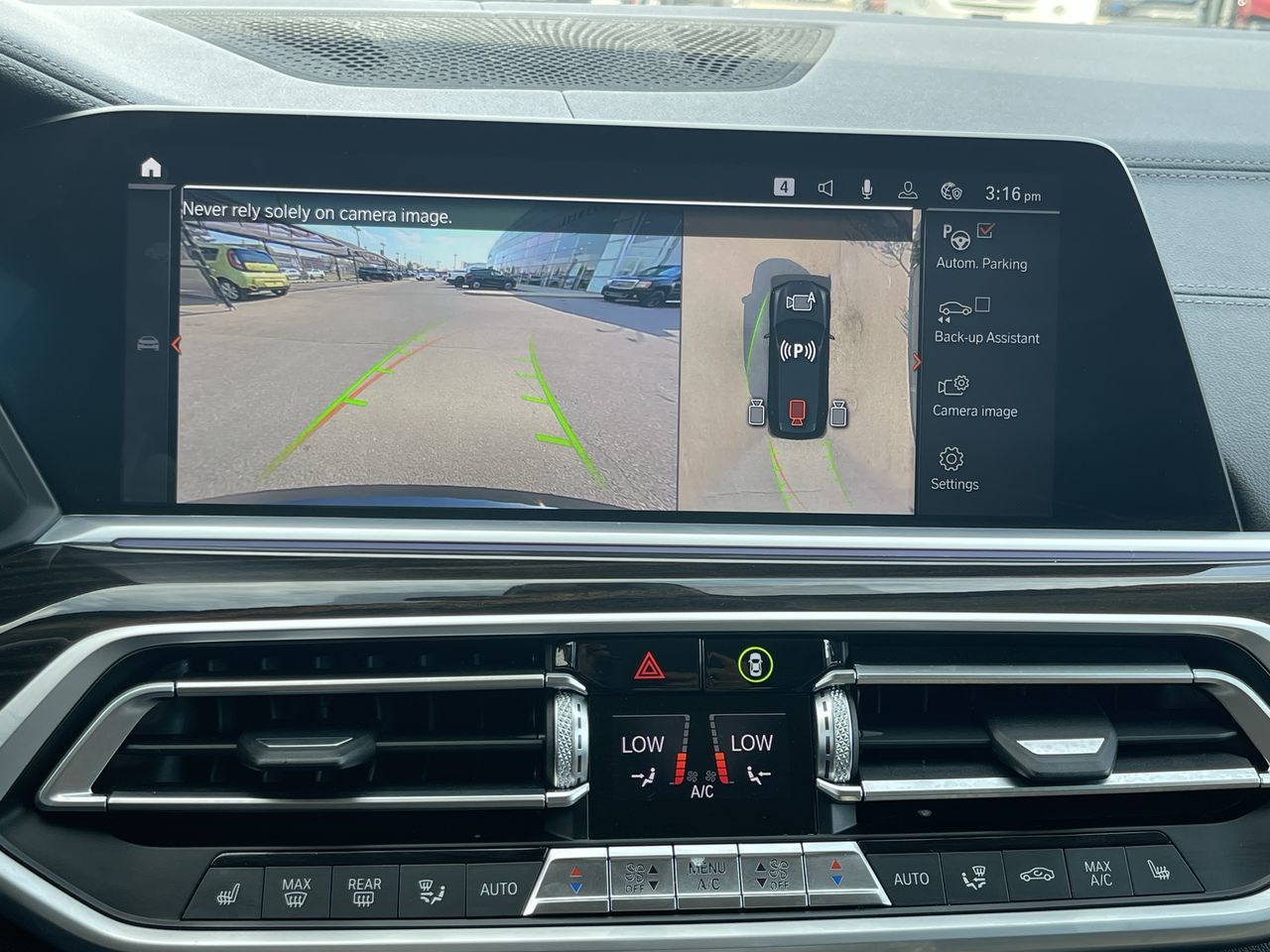 2021 BMW X7