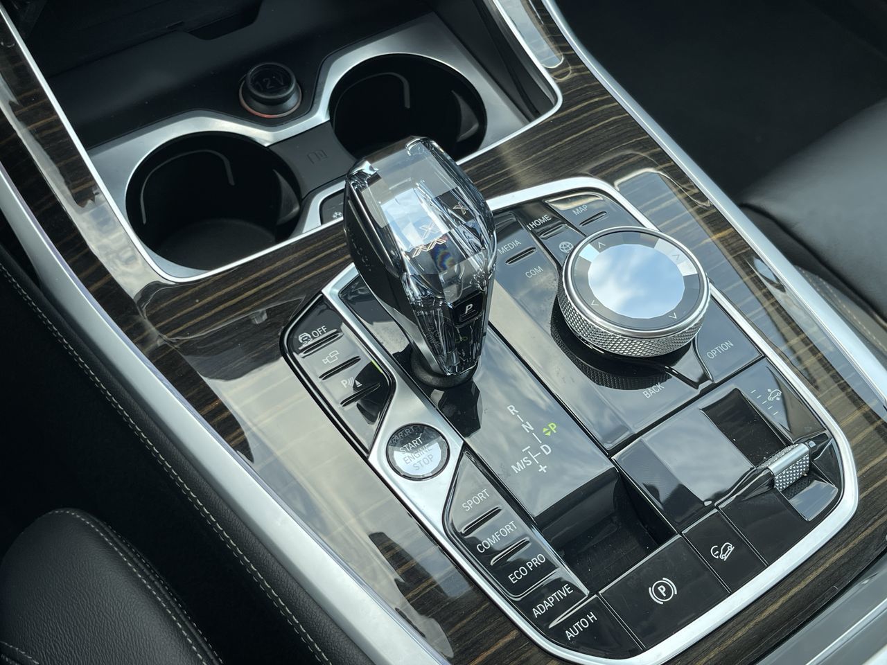 2021 BMW X7