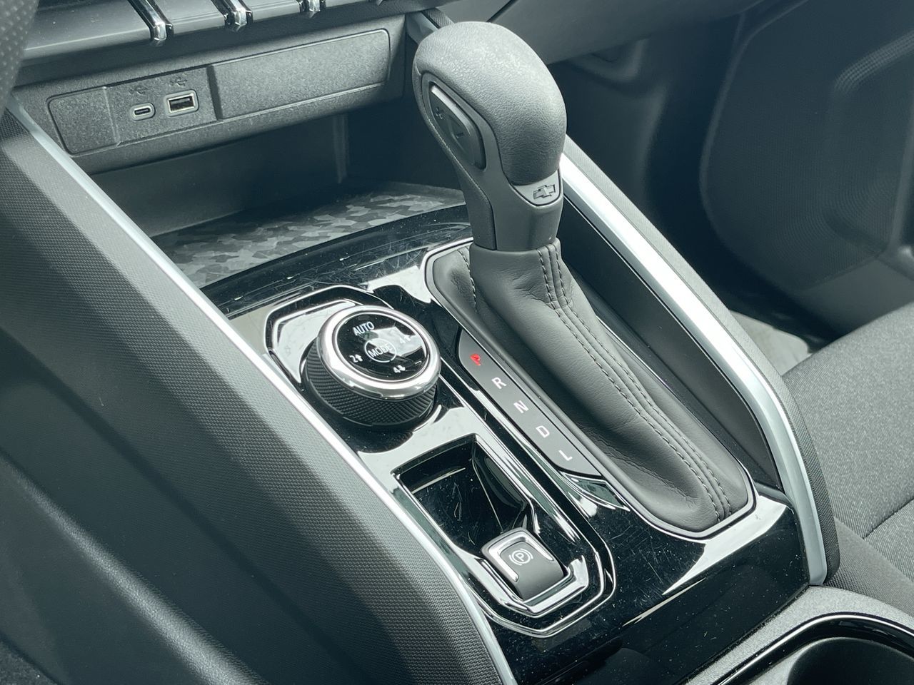 2023 Chevrolet Colorado in Calgary, Alberta