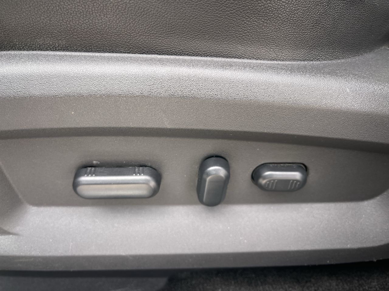2013 Ford Edge in Calgary, Alberta