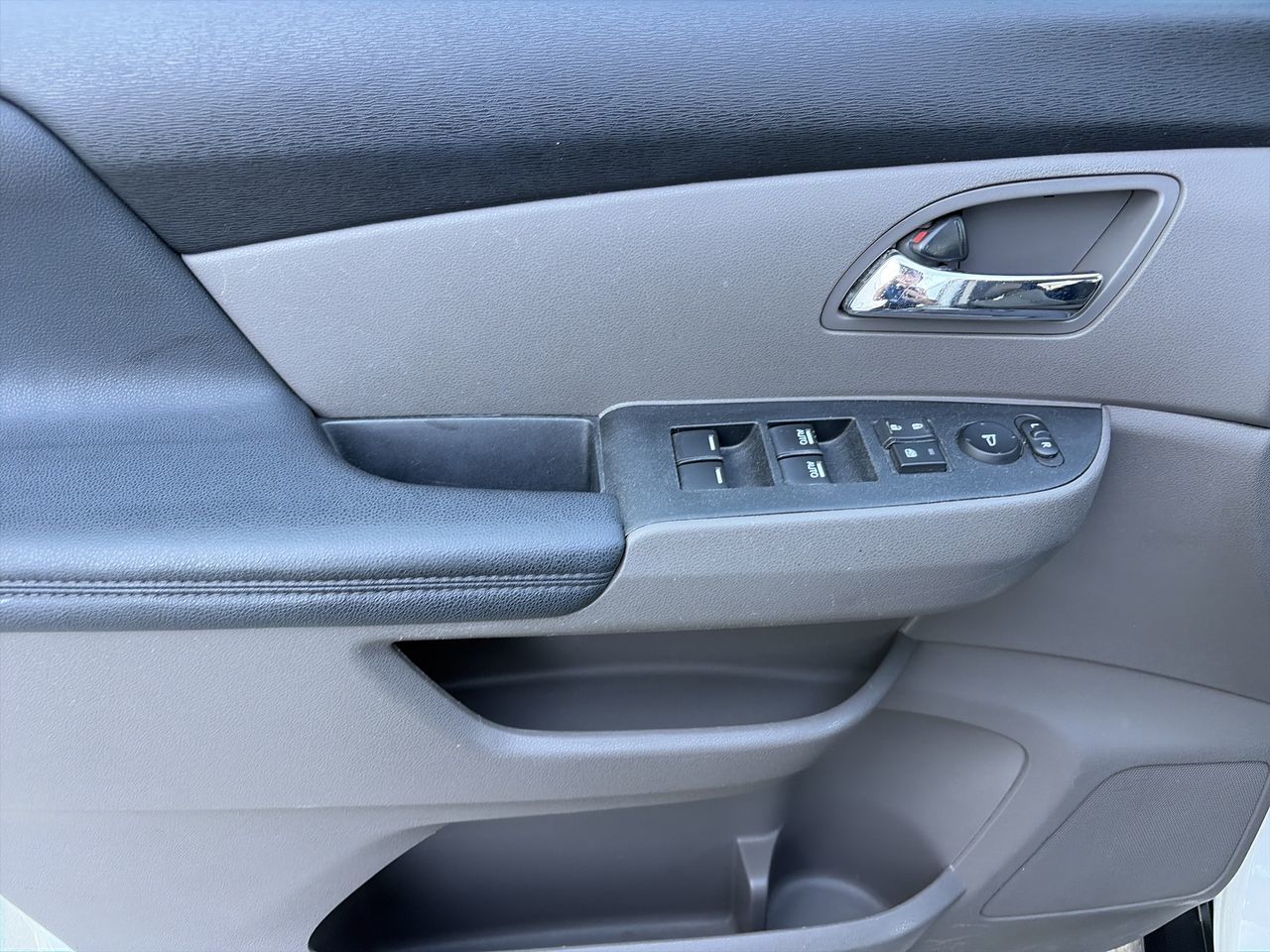 2015 Honda Odyssey in Calgary, Alberta