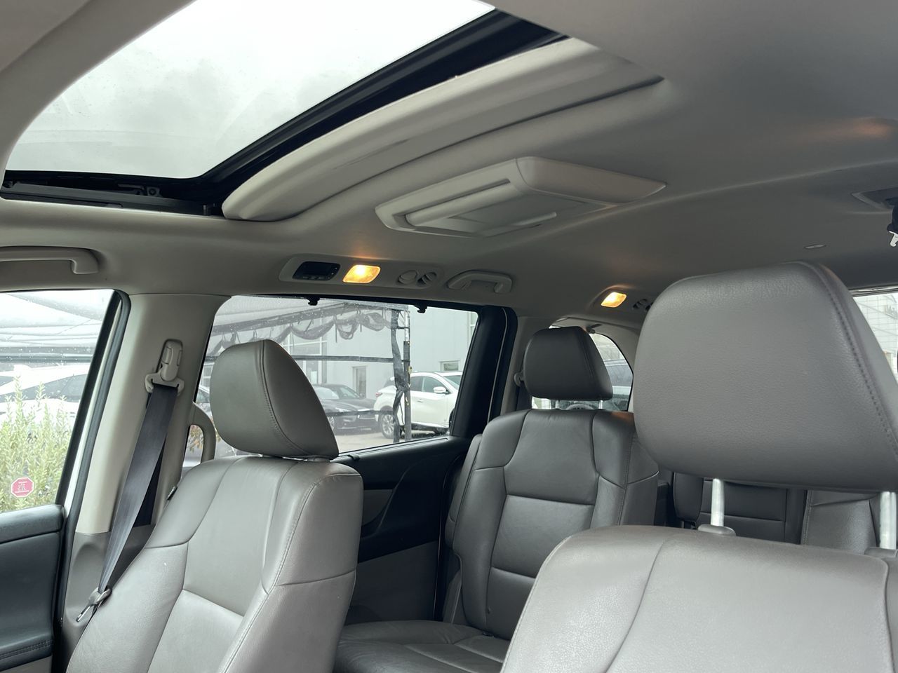 2016 Honda Odyssey in Calgary, Alberta