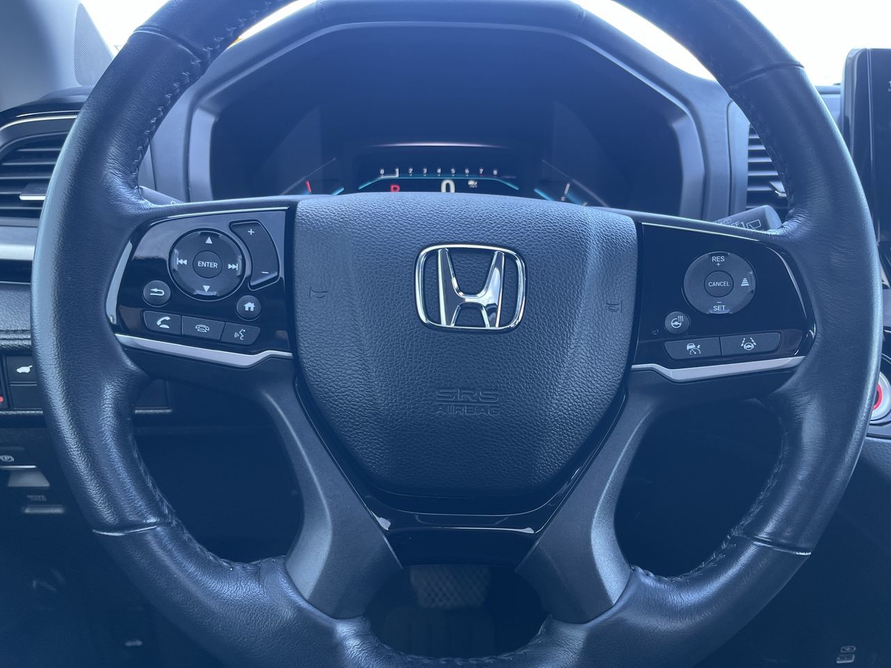 2022 Honda Odyssey in Calgary, Alberta