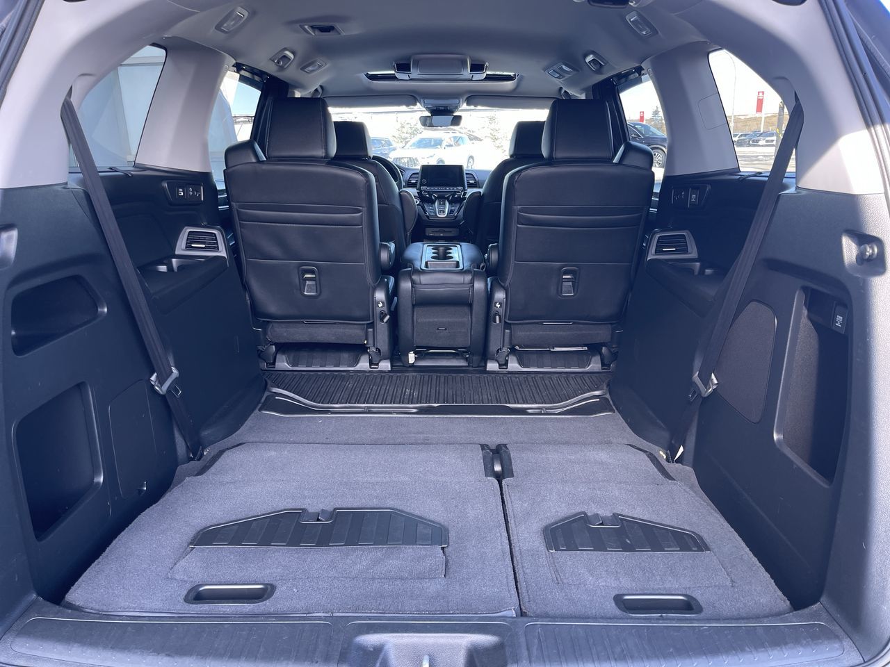 2022 Honda Odyssey in Calgary, Alberta
