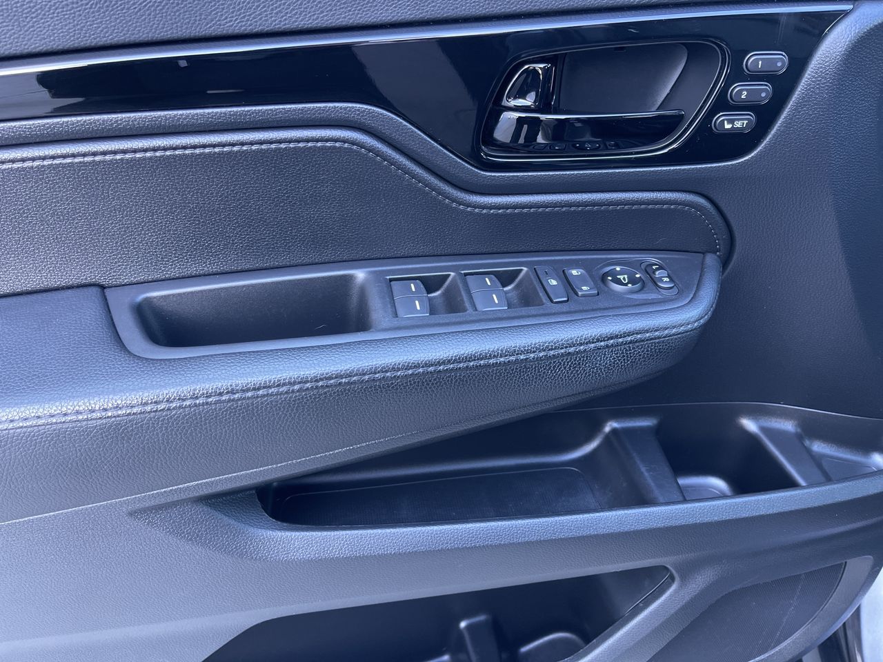 2022 Honda Odyssey in Calgary, Alberta