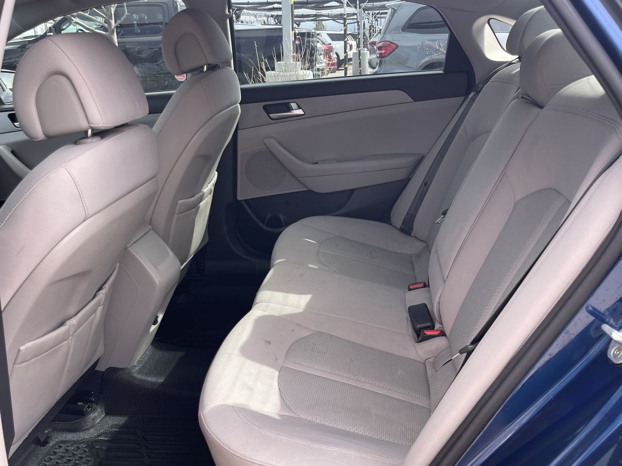 Hyundai Sonata  2015 à Calgary, Alberta
