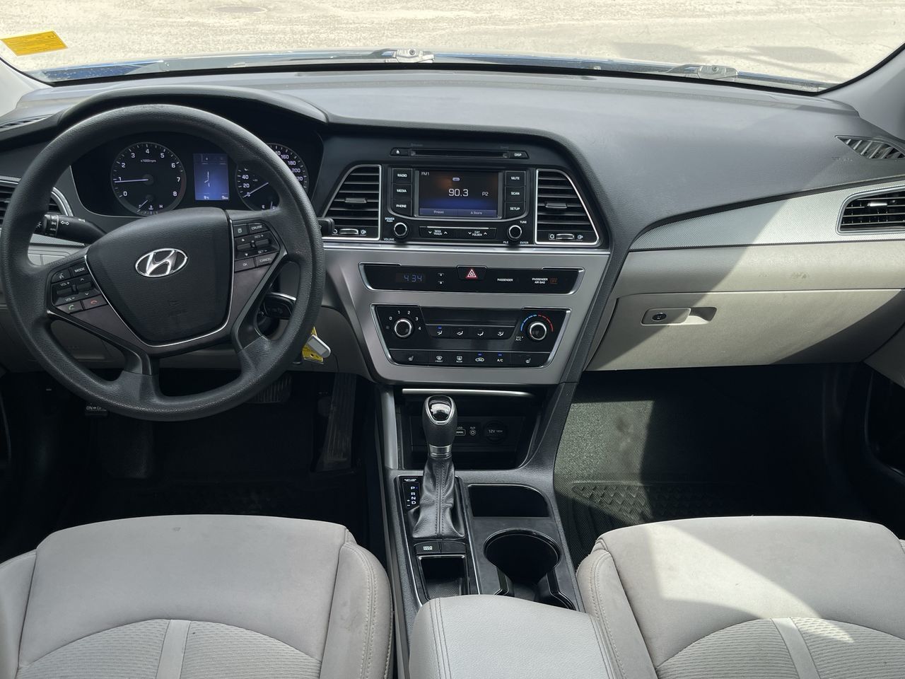 Hyundai Sonata  2015 à Calgary, Alberta