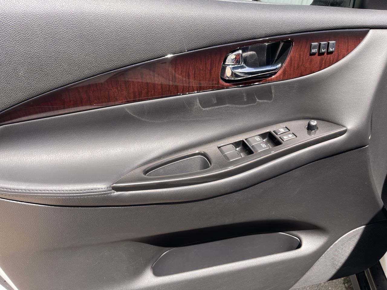 2015 Infiniti QX50 in Calgary, Alberta