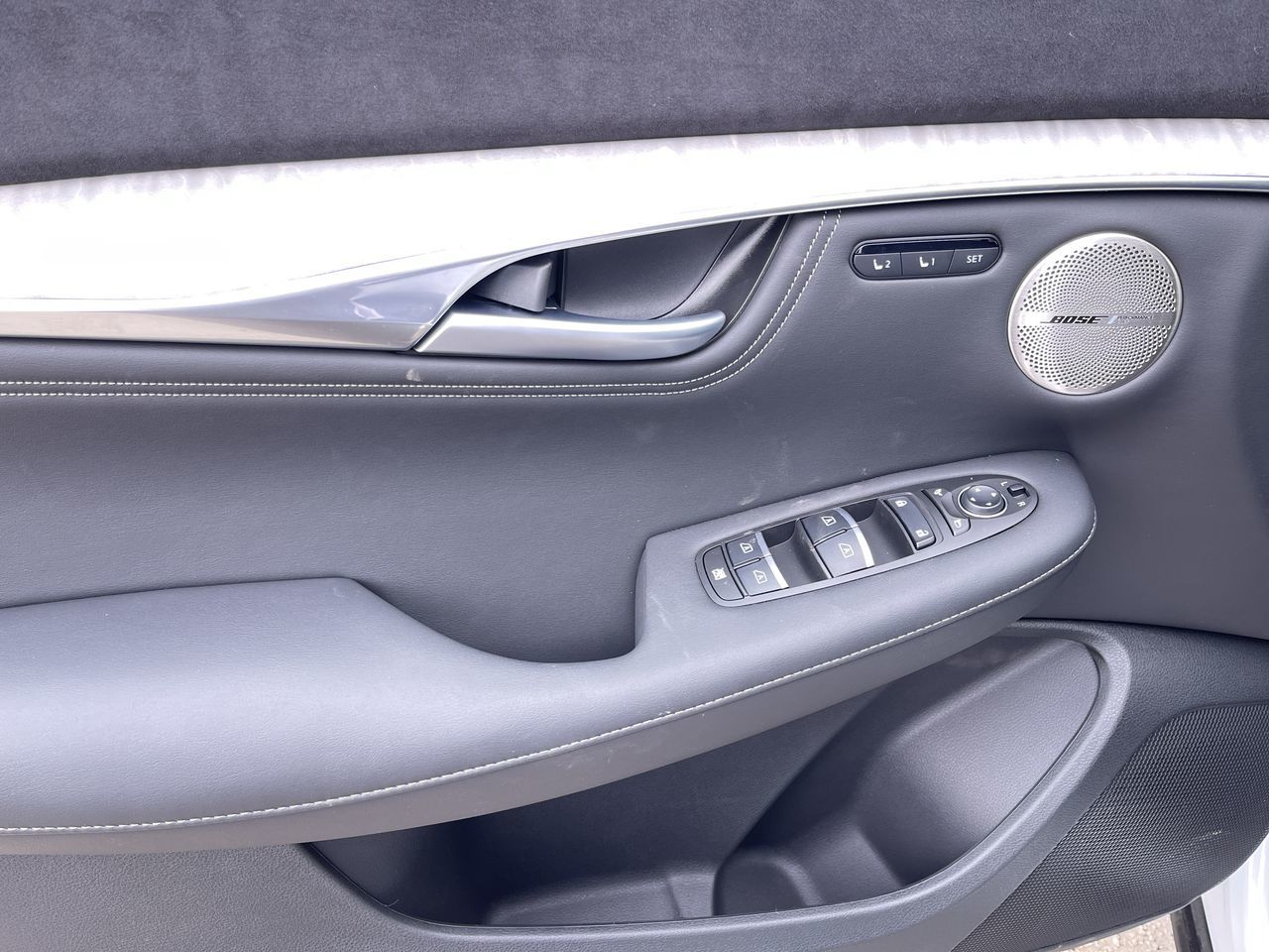 2025 Infiniti QX50 in Calgary, Alberta
