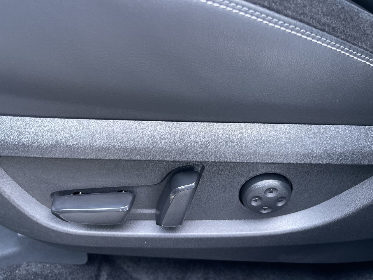 2025 Infiniti QX50 in Calgary, Alberta