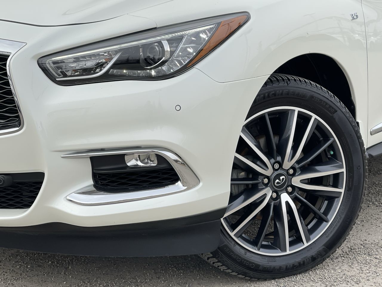 2020 Infiniti QX60 in Calgary, Alberta