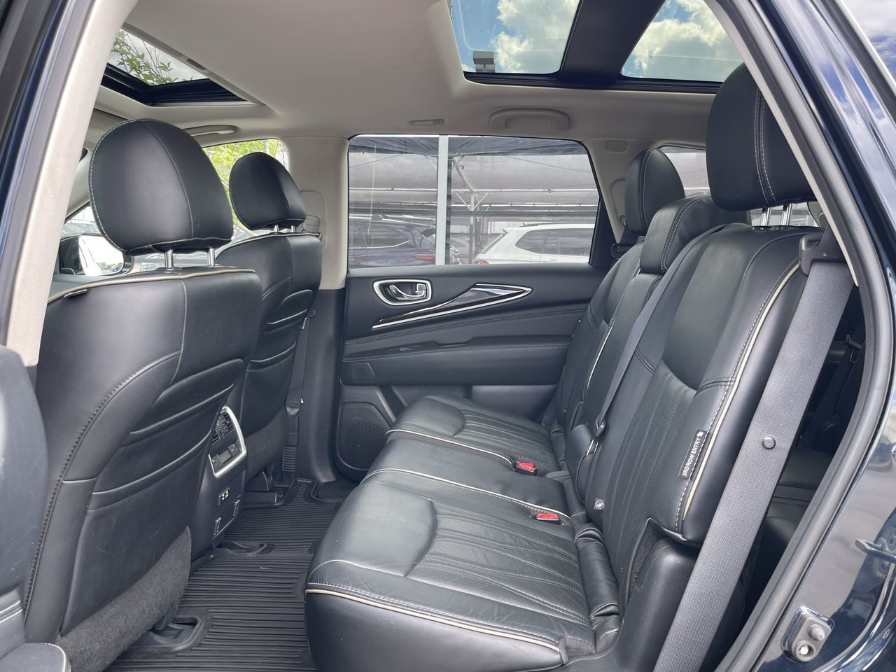 2020 Infiniti QX60 in Calgary, Alberta