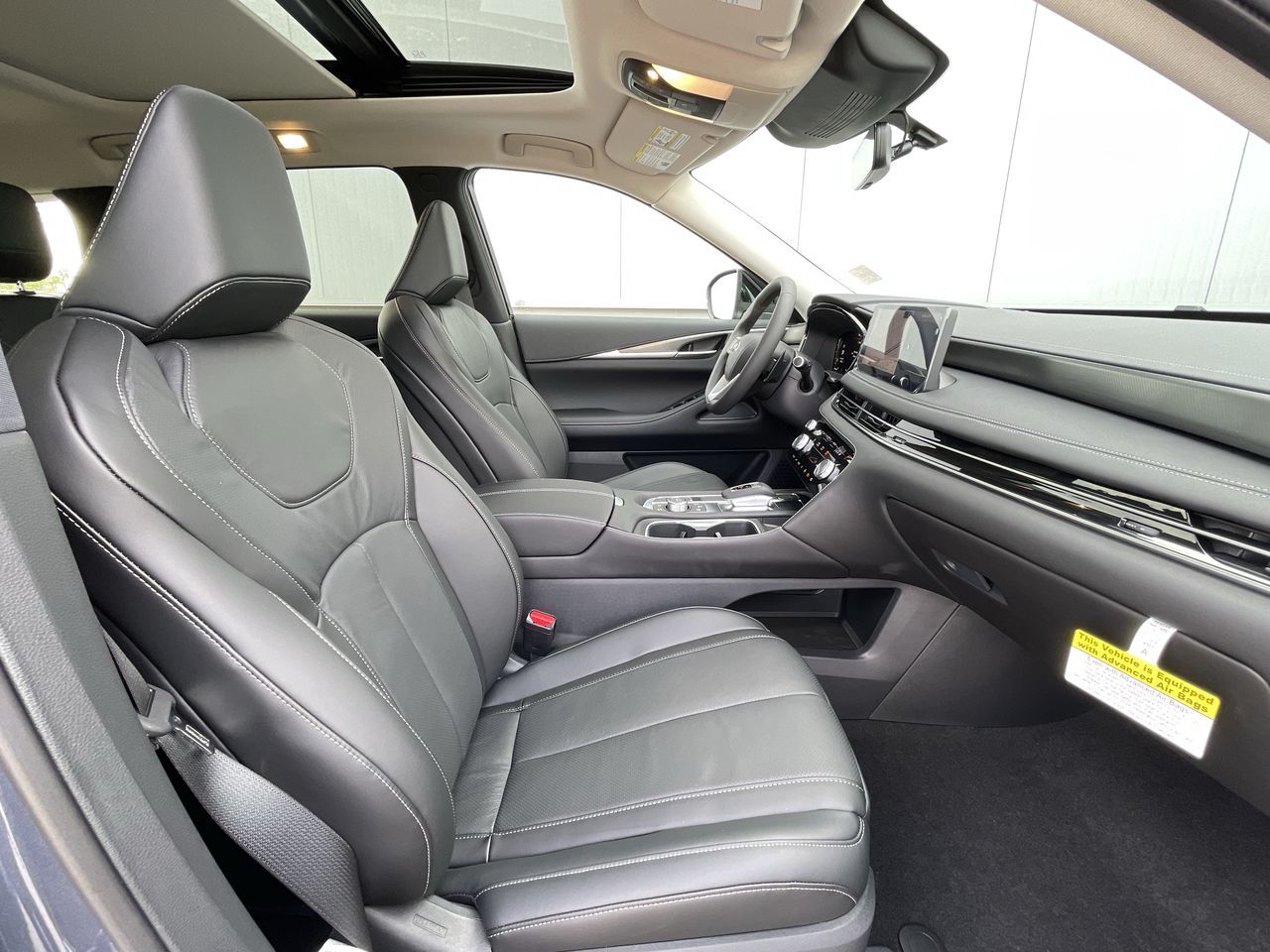 2023 Infiniti QX60 in Calgary, Alberta