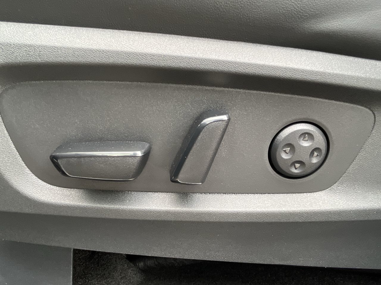 2023 Infiniti QX60 in Calgary, Alberta