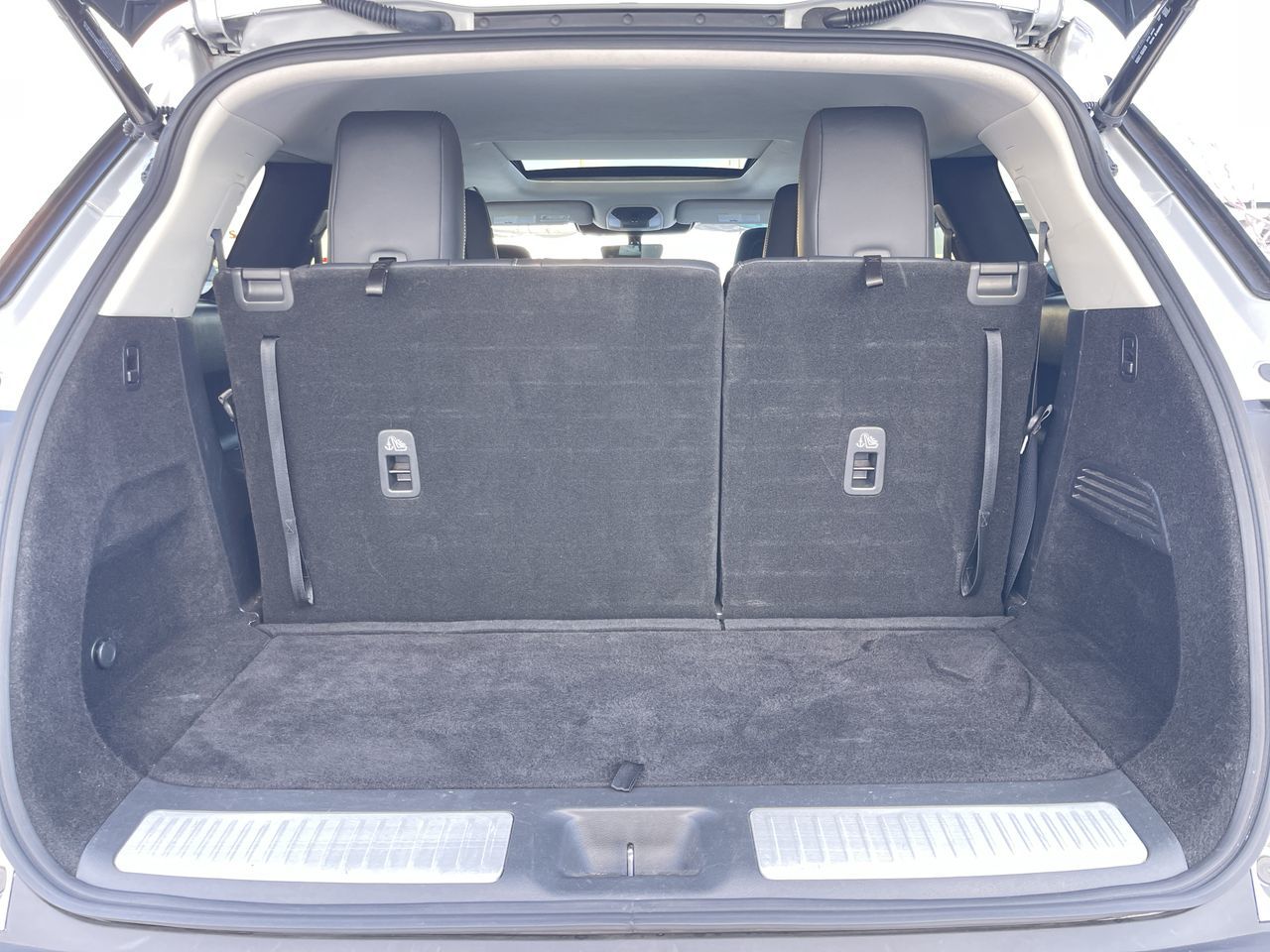 2023 Infiniti QX60 in Calgary, Alberta